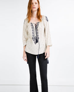 EMBROIDERED PLUMETIS BLOUSE